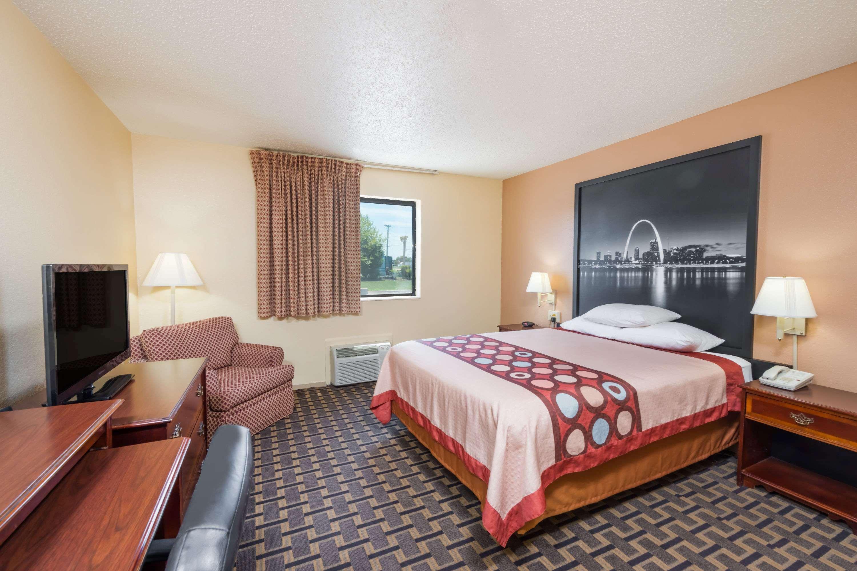Super 8 By Wyndham Lebanon Hotel Екстериор снимка